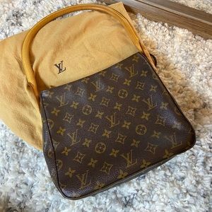 *SOLD* LV looping shoulder bag